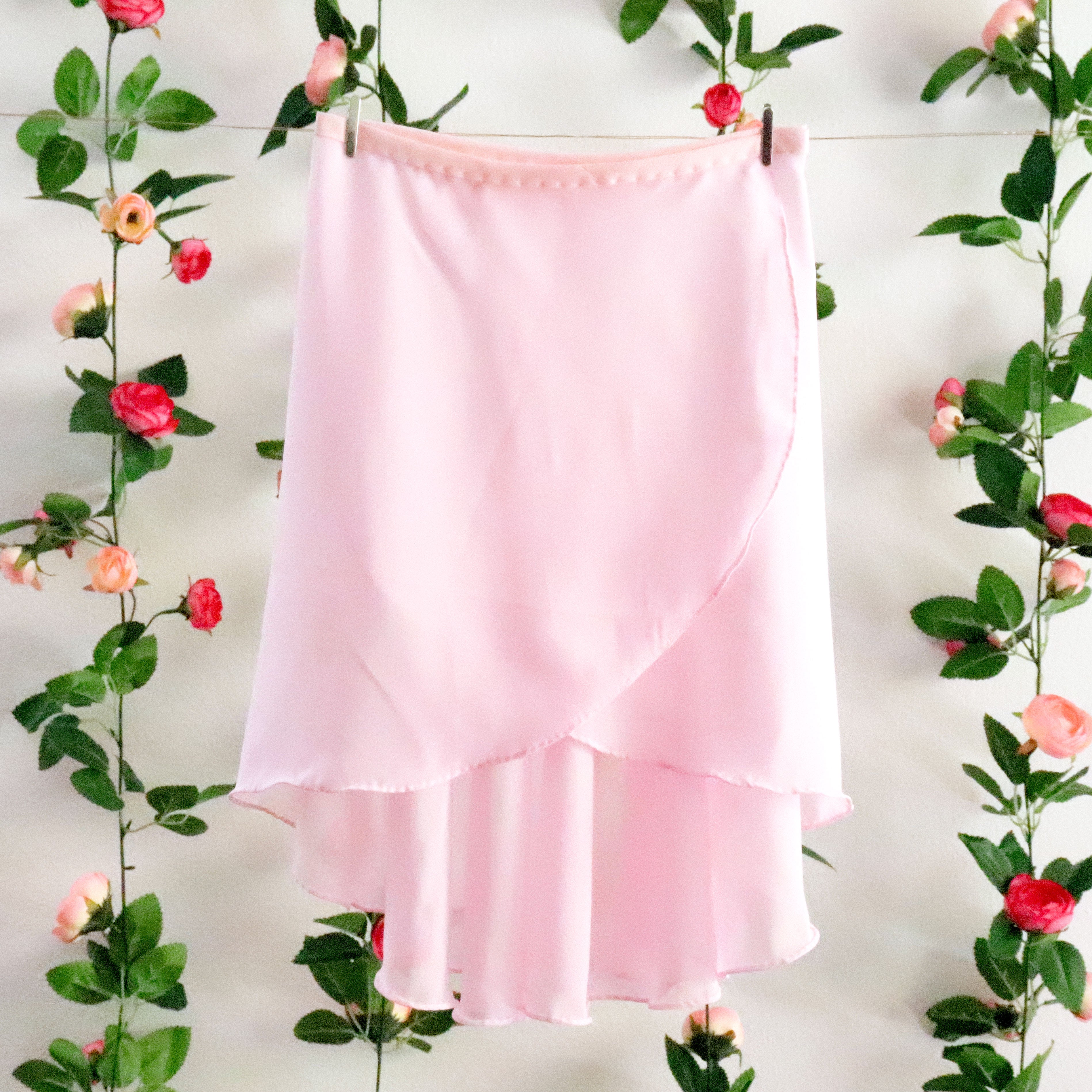 【BAON】Kiponi Flower Layered Wrap Skirt EYELET LAYERED WRAP SKIRT - PINK PINEAPPLE | 60% - Asian